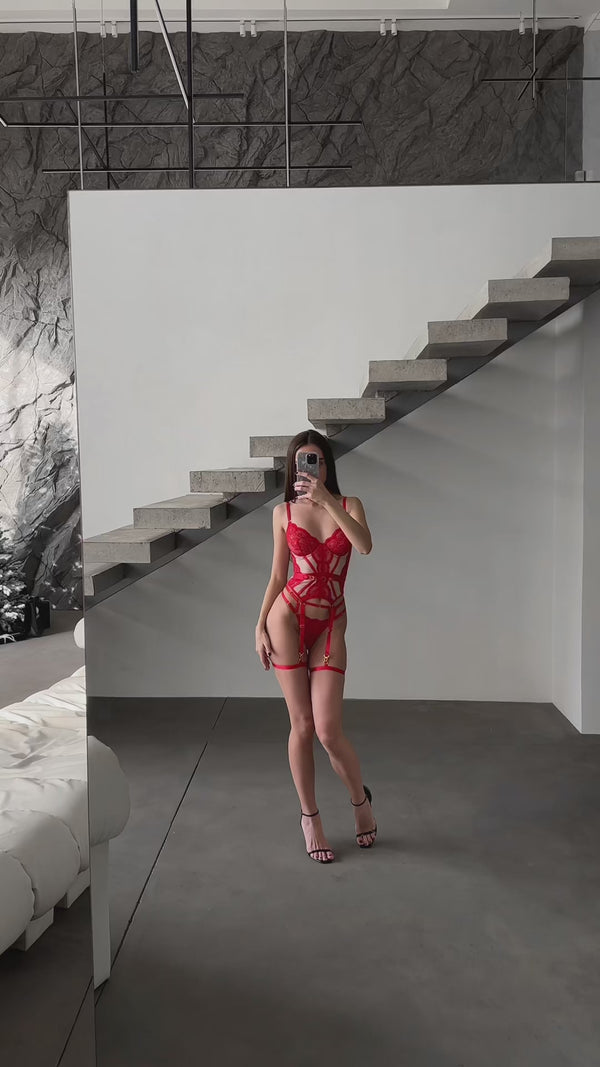 Set Corset cu Ciorapi în 3 Culori